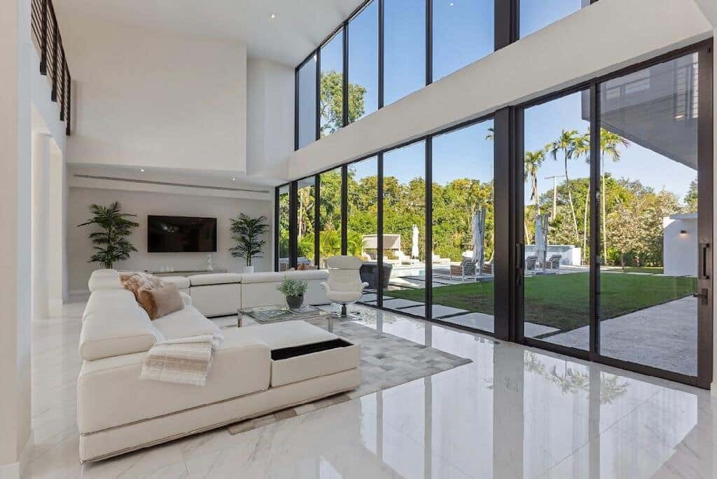 Mirror Window Exterior