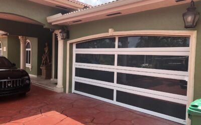 Emergency Garage Door Repairs in Miami: What to Do When It Won’t Open